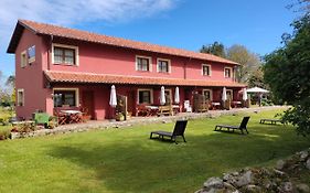 Apartamentos Rurales Llagumelon